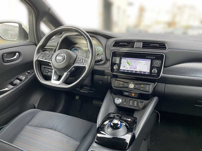 Nissan Leaf 40 kWh Acenta +Winterp. Apple Carplay